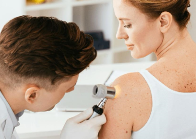 Especialización en Dermatología